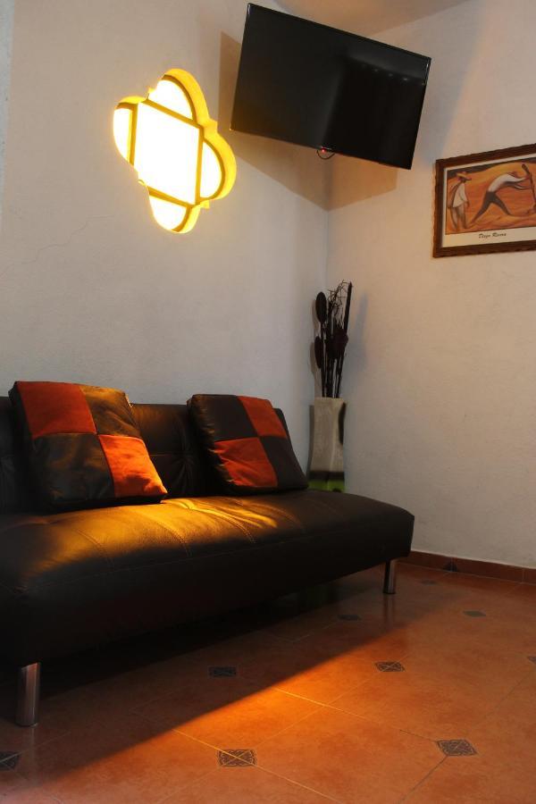 Hotel Posada Chamacuero Comonfort Exteriör bild